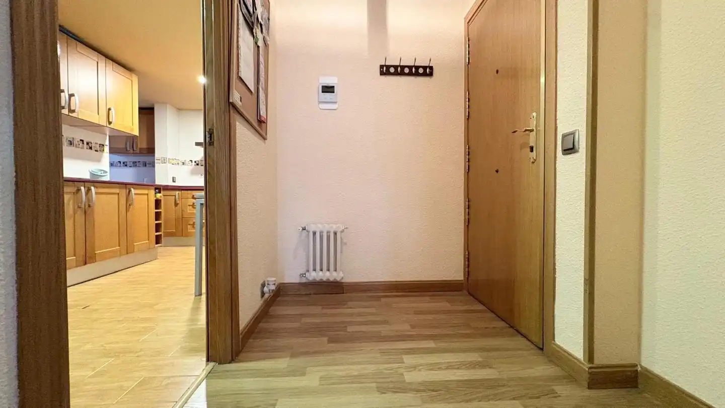 Piso con ascensor en venta en Caballería Española, imagen 3
