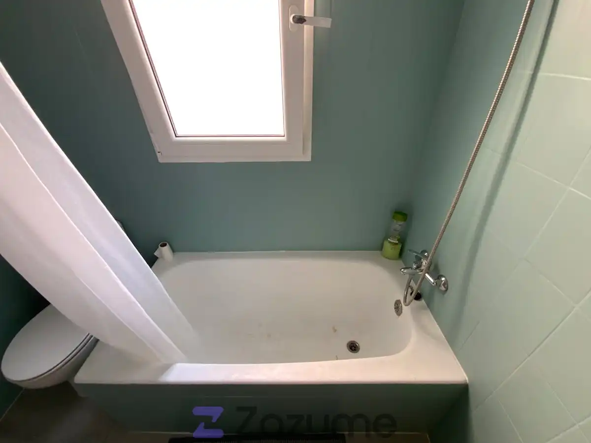 Badezimmer von Wohnung zur Miete in Moncada mit Klimaanlage, Heizung und Möbliert
