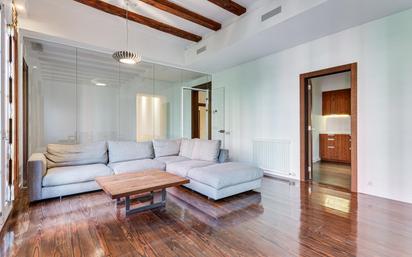 Sala d'estar de Apartament de lloguer en  Barcelona Capital amb Aire condicionat