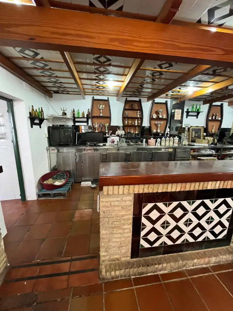 Local en venta en Olivares con Aire acondicionado, Calefacción y Amueblado