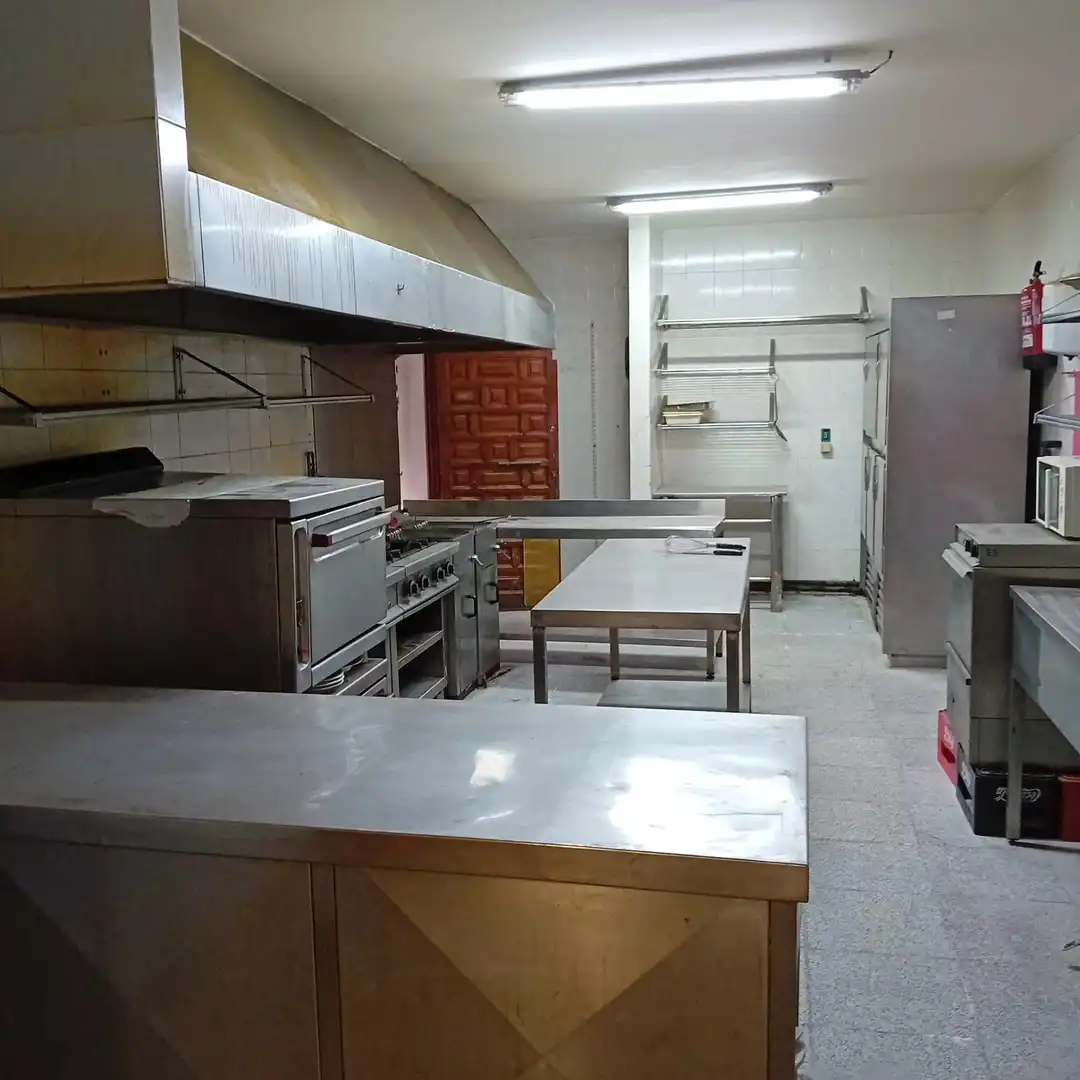 Cocina de Edificio en venta en Villaconejos con Alarma