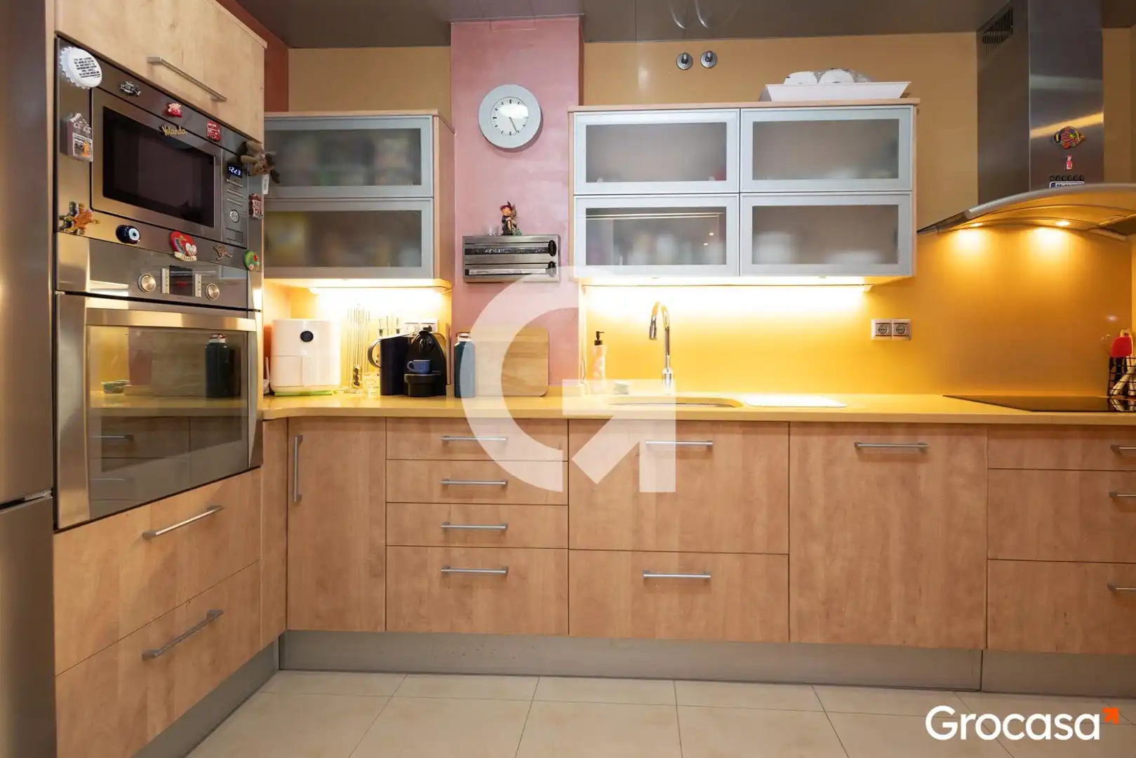 Cocina de Piso en venta en Badalona con Aire acondicionado, Calefacción y Horno