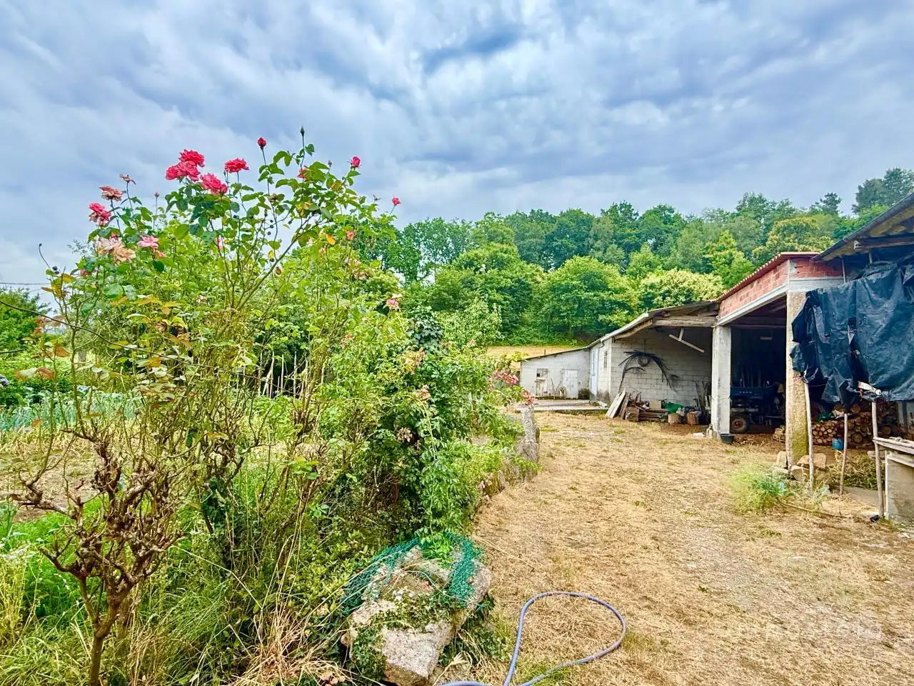 Casa o xalet en venda en Santiago de Compostela  amb Jardí privat i Traster