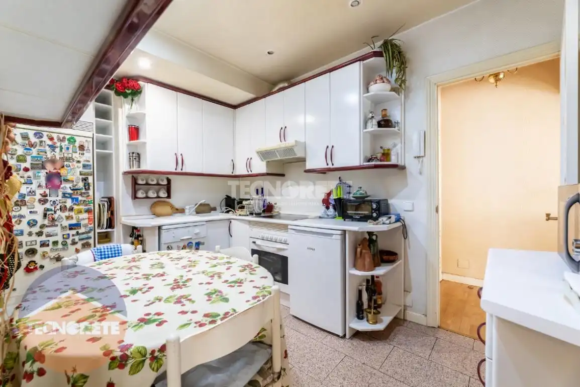 Kitchen of Flat for sale in Majadahonda  with Heating
