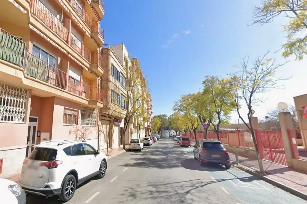 Vista exterior de Piso en venta en San Vicente del Raspeig / Sant Vicent del Raspeig