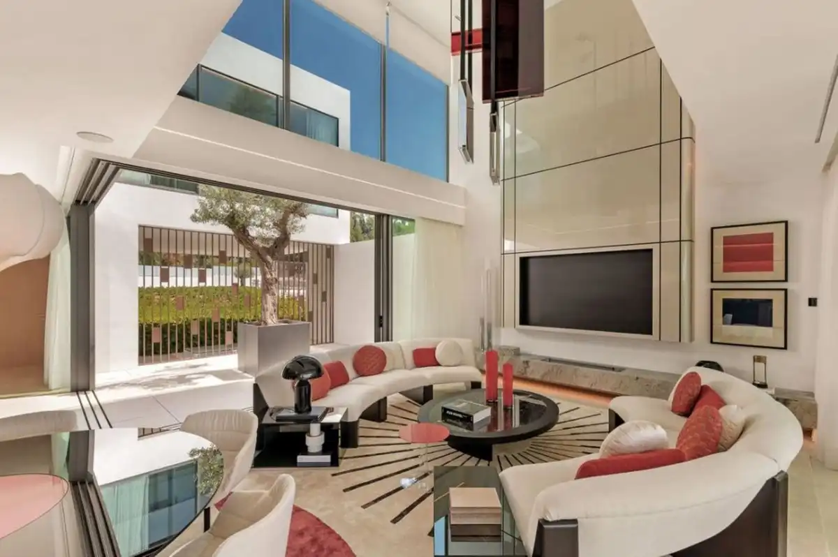 Wohnzimmer von Haus oder Chalet zum Verkauf in Marbella mit Klimaanlage, Privatgarten und Terrasse