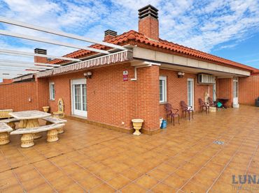 Wohnung mit Aufzug zum Verkauf in Calle Calvario 13
