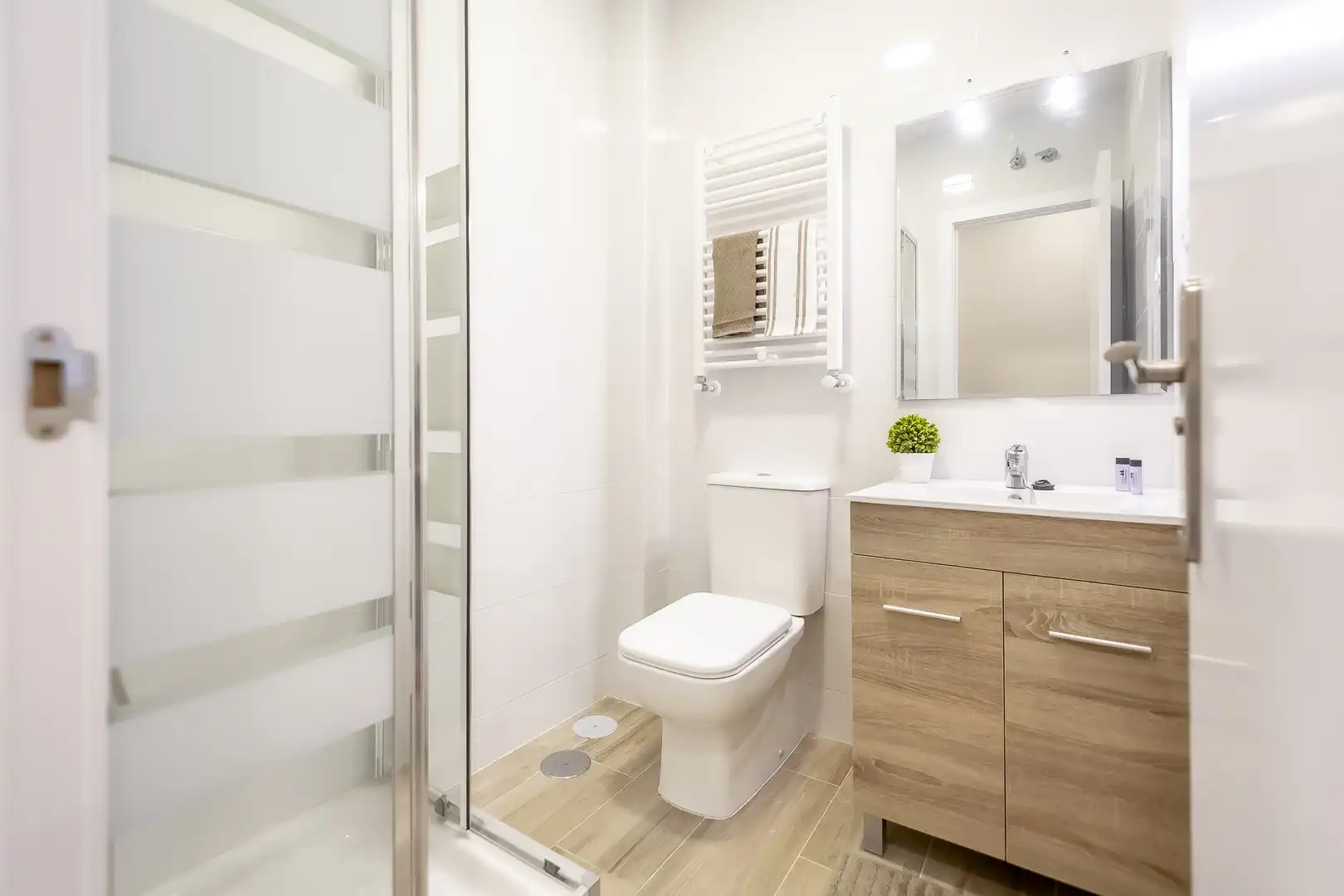 Habitación en Calle del Puerto Canfranc, 1, Numancia