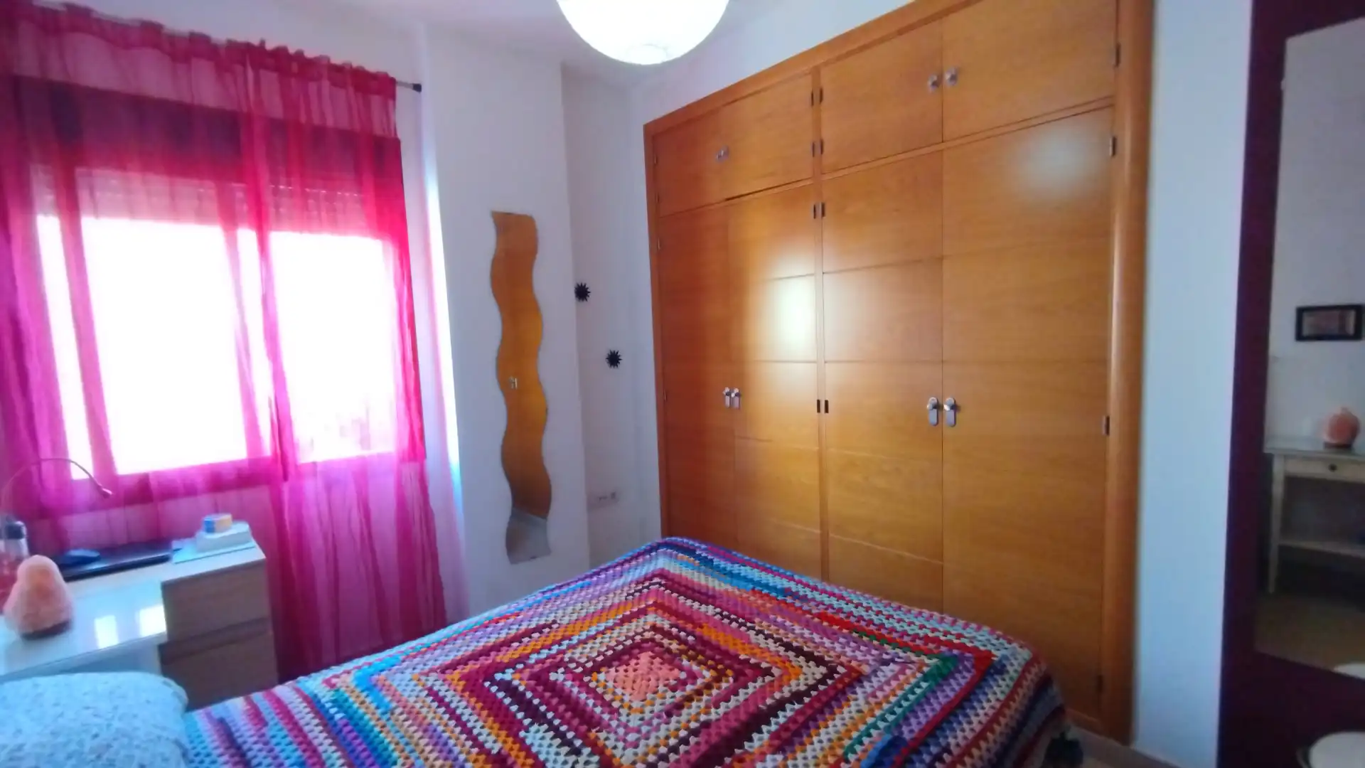 Dormitori de Pis en venda en Huelva amb Aire condicionat, Calefacció i Moblat