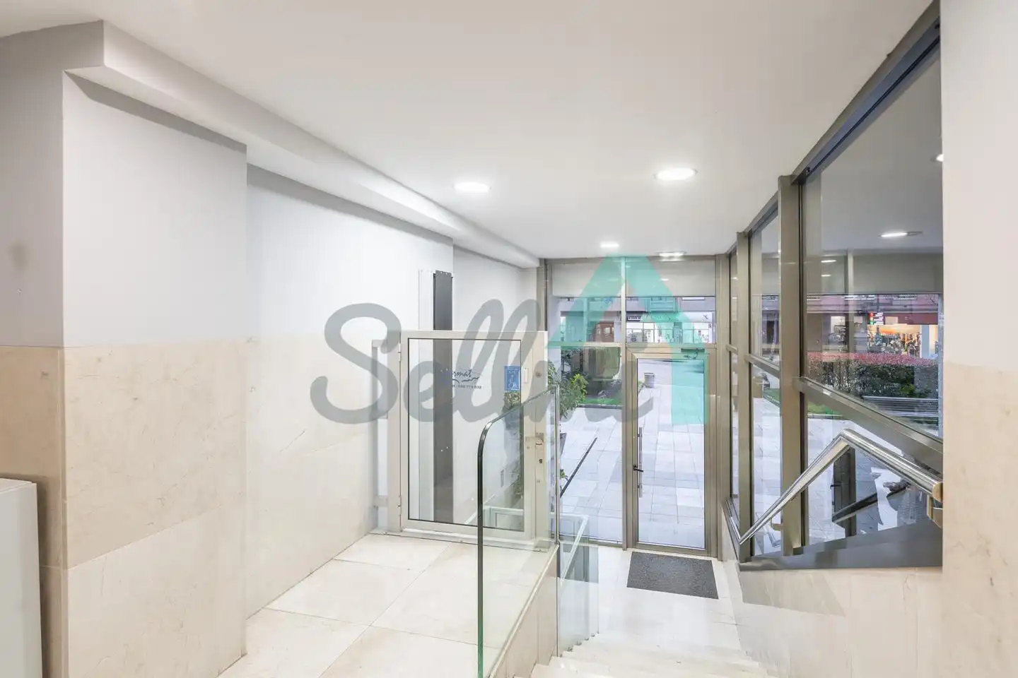 Piso en venta en Oviedo  con Calefacción, Parquet y Terraza