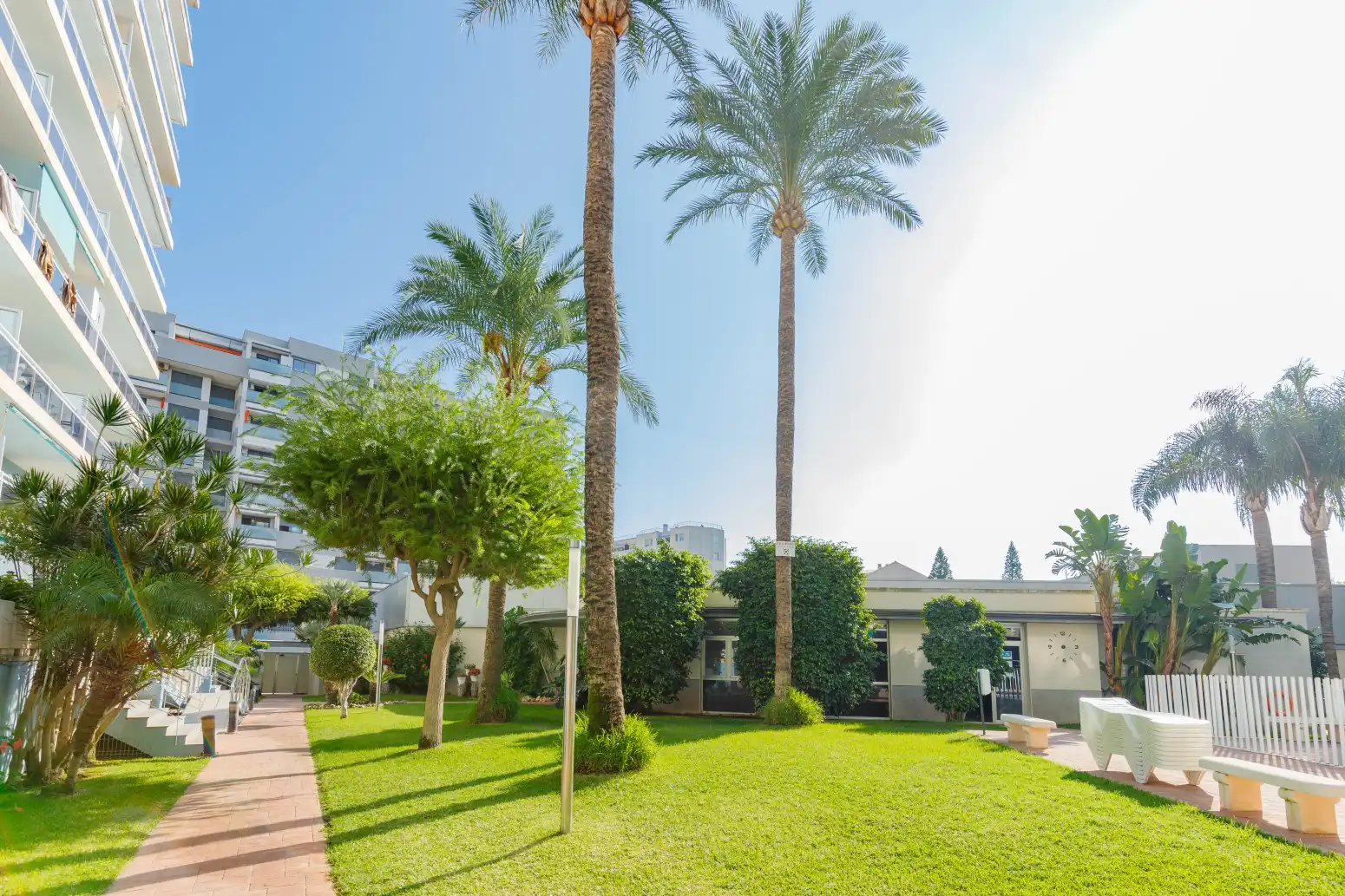 Vista exterior de Pis en venda en Gandia amb Calefacció, Jardí privat i Terrassa
