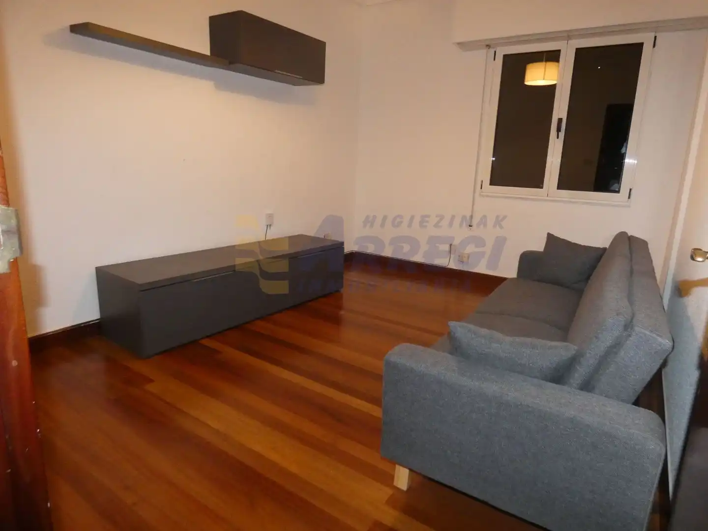 Wohnzimmer von Wohnung zum Verkauf in Eibar mit Heizung und Möbliert