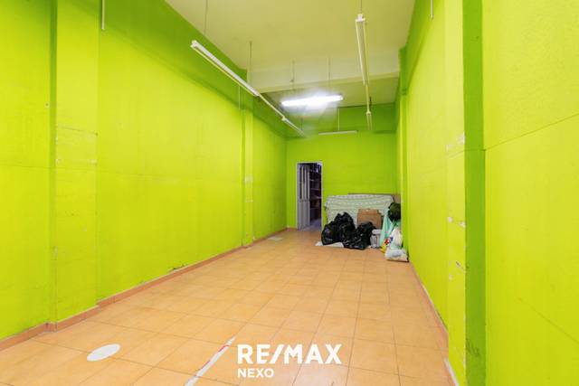 Local comercial en Venta en Calle de Casasola en Vadillos