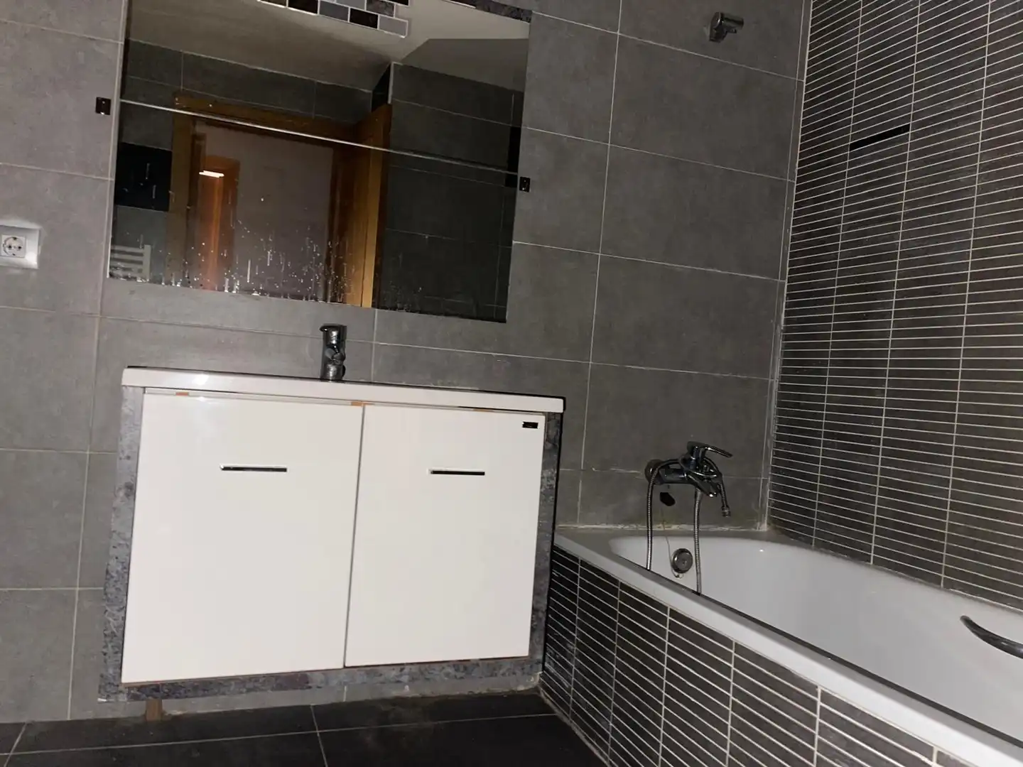 Bathroom of Flat for sale in La Muela  with Terrace