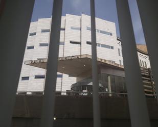 Vista exterior de Oficina de lloguer en  Lleida Capital amb Aire condicionat