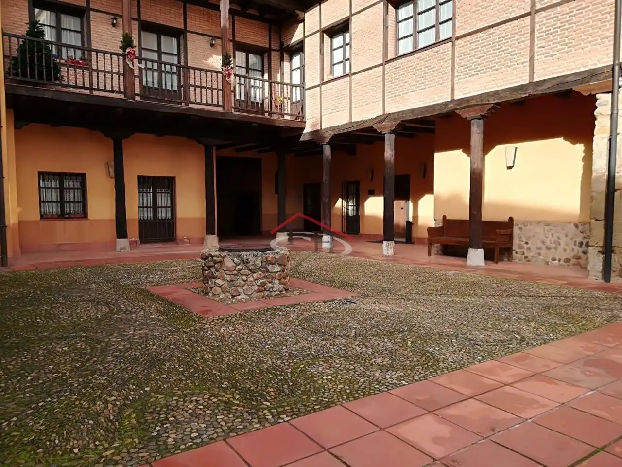 Terrasse von Wohnung zur Miete in León Capital  mit Heizung, Parkett und Abstellraum