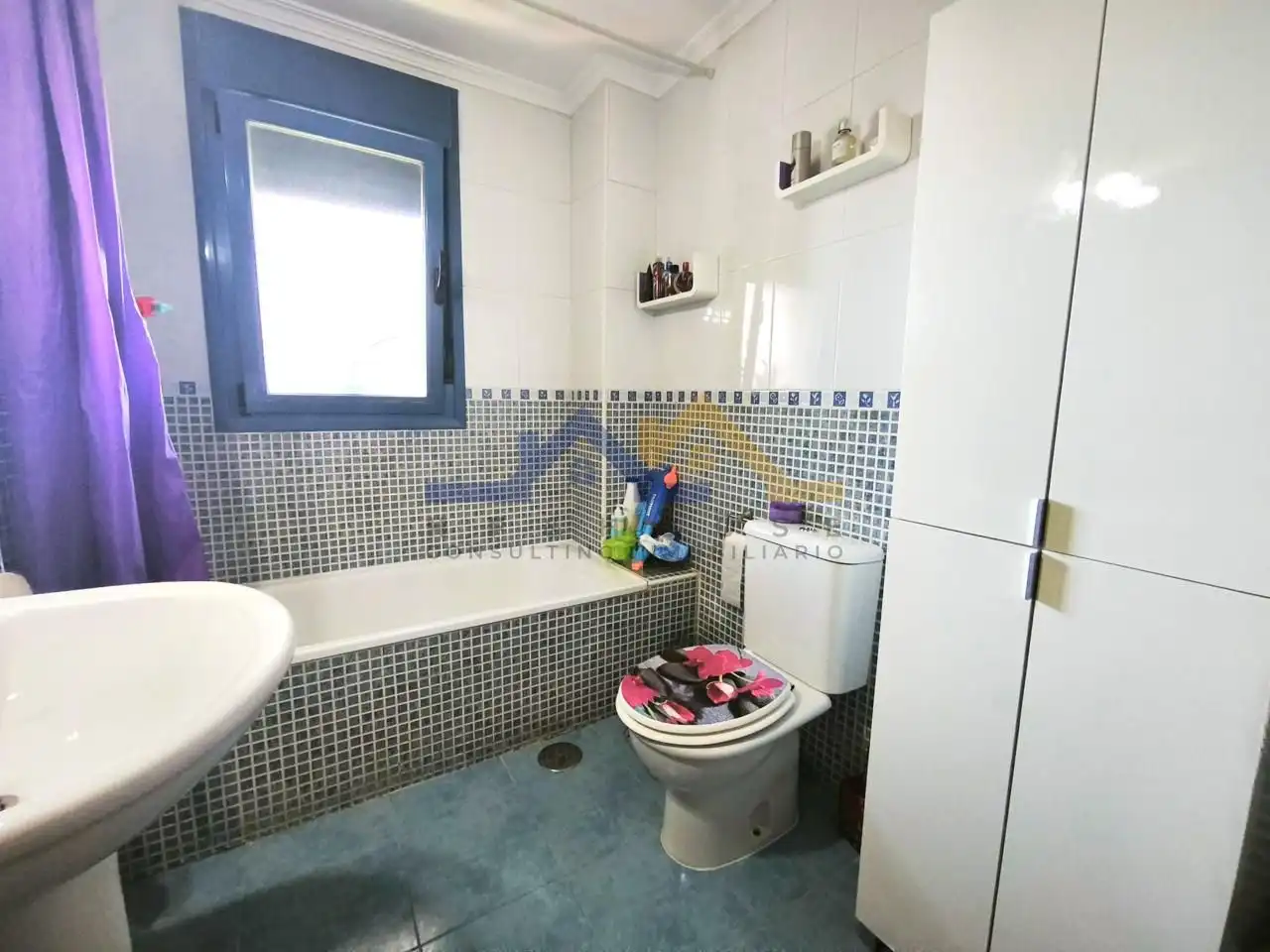 Baño de Piso en venta en Seseña con Aire acondicionado, Calefacción y Parquet
