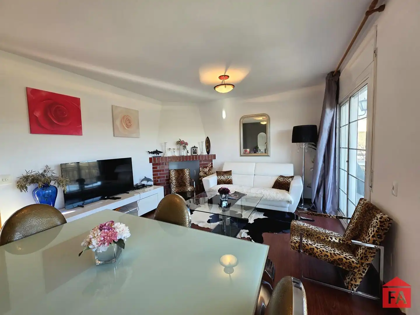 Sala d'estar de Casa o xalet en venda en Albinyana amb Calefacció, Terrassa i Traster