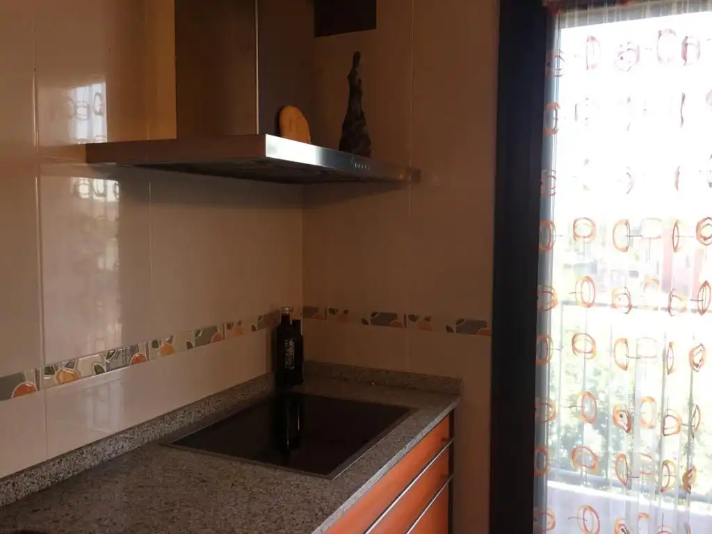 Cocina de Piso en venta en Santurde de Rioja con Calefacción, Terraza y Trastero