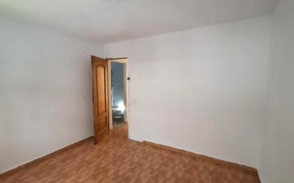 Bedroom of Flat for sale in Barberà del Vallès