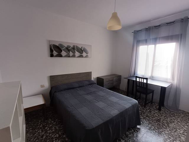 Piso en Alquiler en Casco Histórico