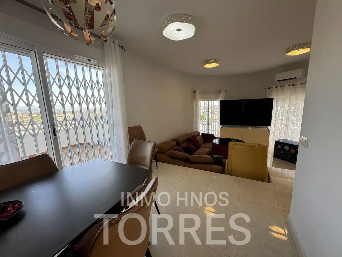 Sala d'estar de Casa o xalet en venda en Peñíscola / Peníscola amb Aire condicionat, Jardí privat i Terrassa