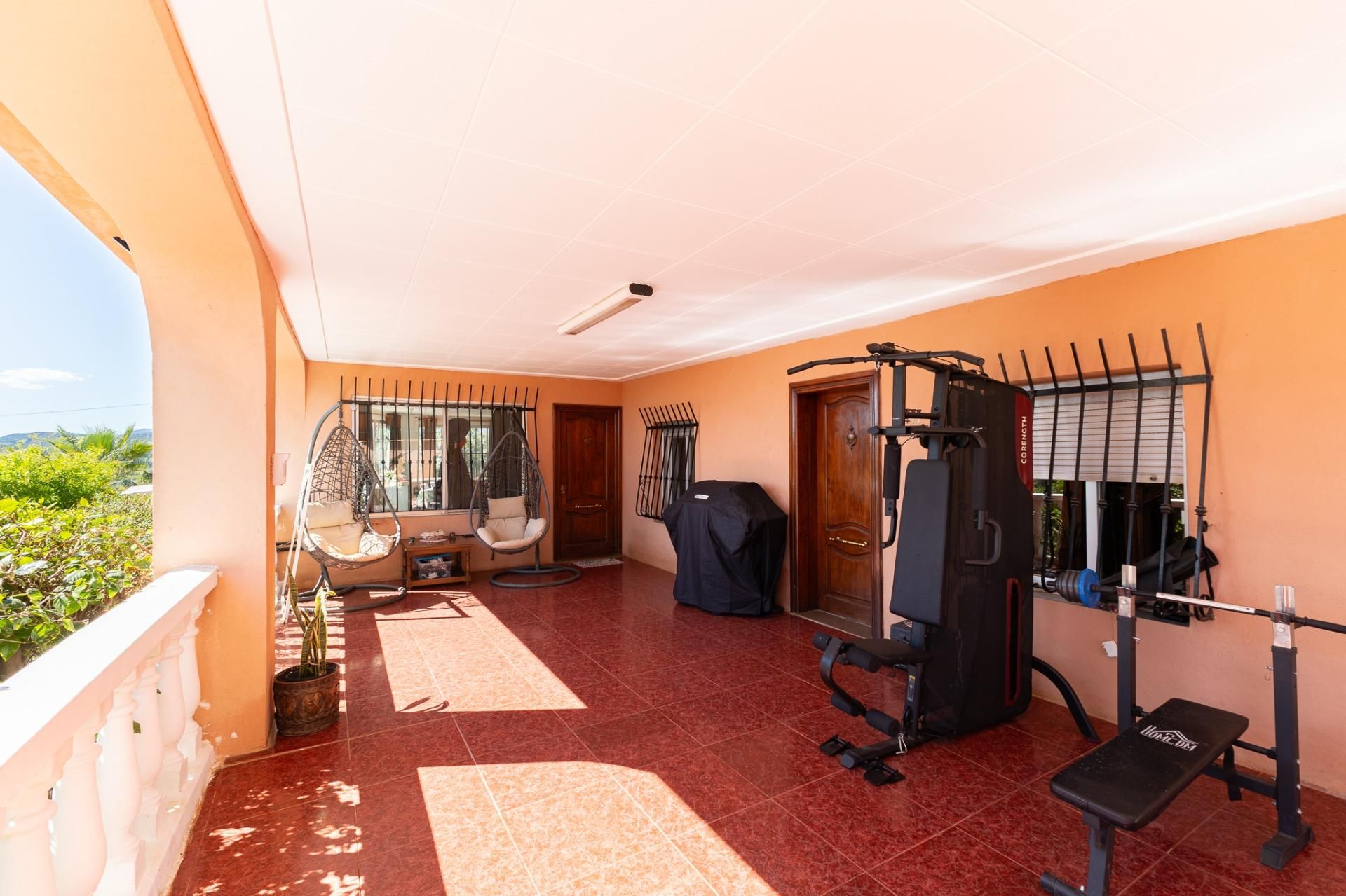 House or chalet for sale in Onda  with Air Conditioner, Heating and Private garden