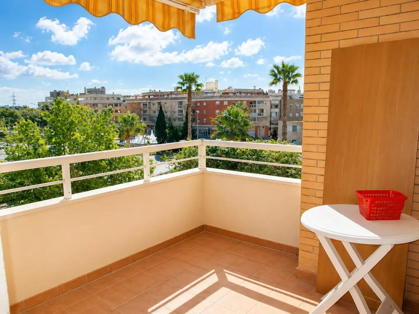 Terrasse von Wohnung zur Miete in Málaga mit Privatgarten, Terrasse und Abstellraum