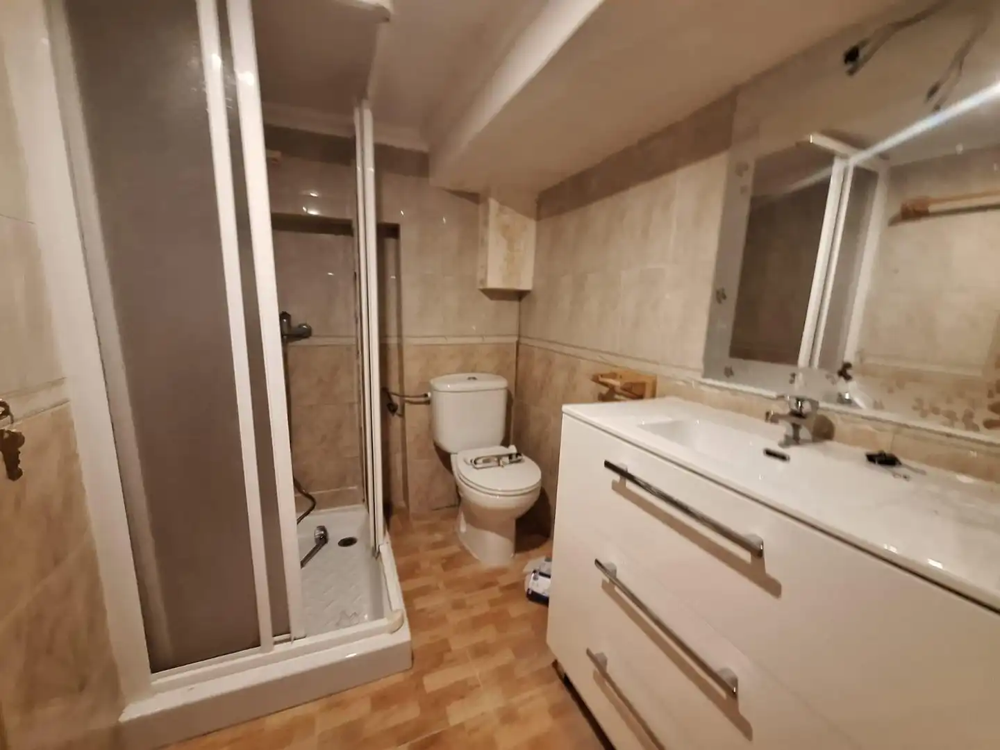 Badezimmer von Erdgeschoss zum Verkauf in Alicante / Alacant mit Klimaanlage