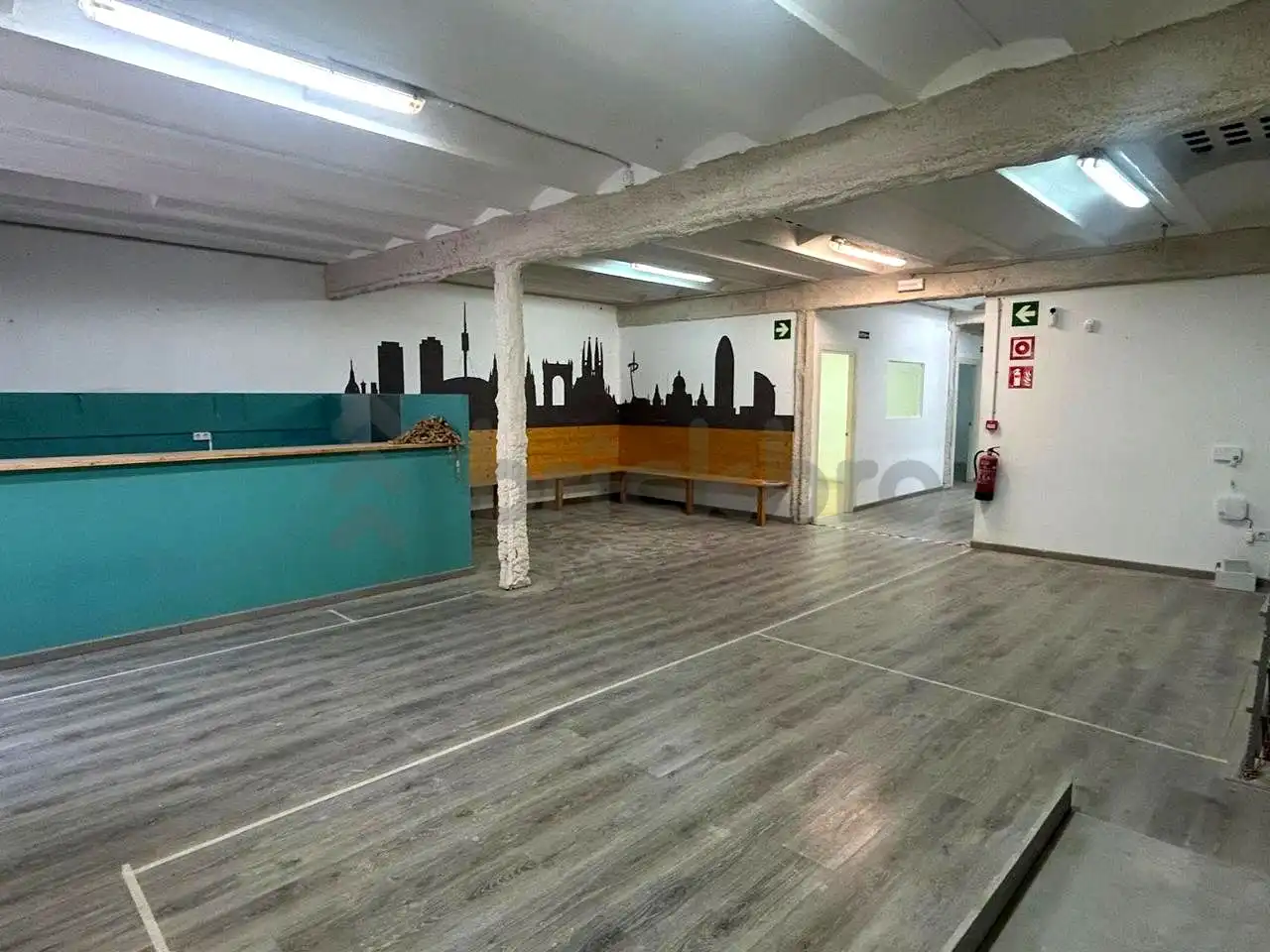 Local de lloguer en Sarrià - Sant Gervasi