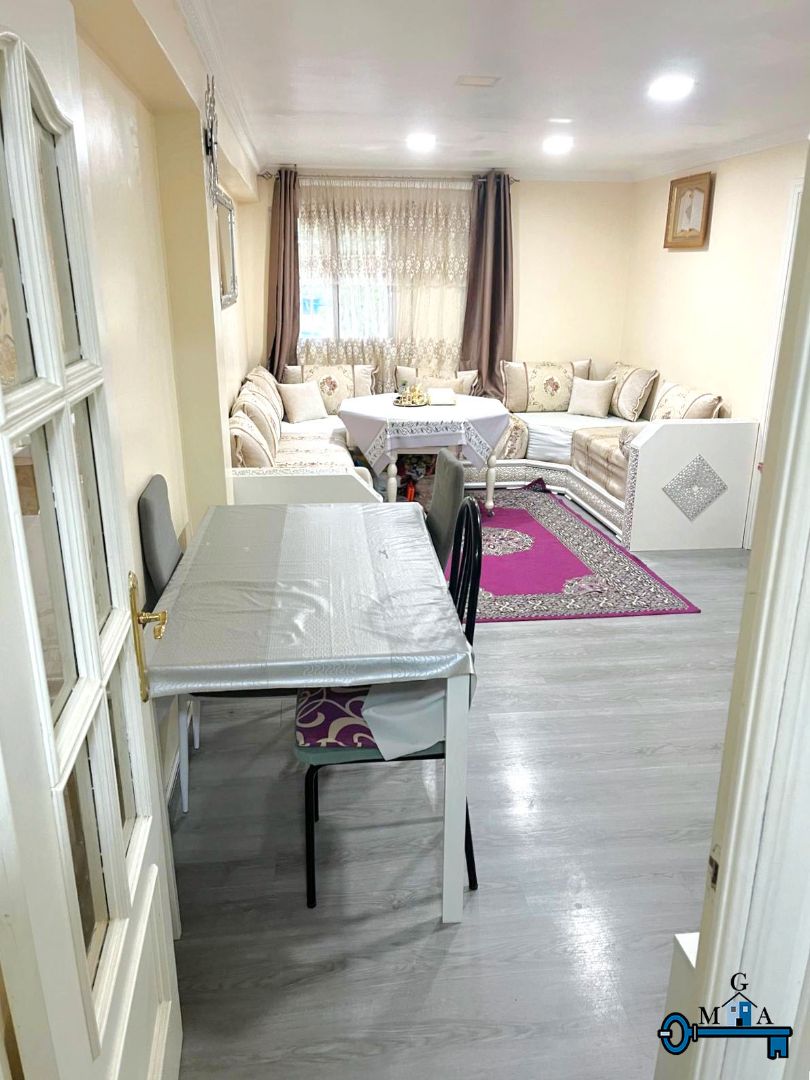 Menjador de Pis en venda en  Madrid Capital amb Aire condicionat, Parquet i Terrassa