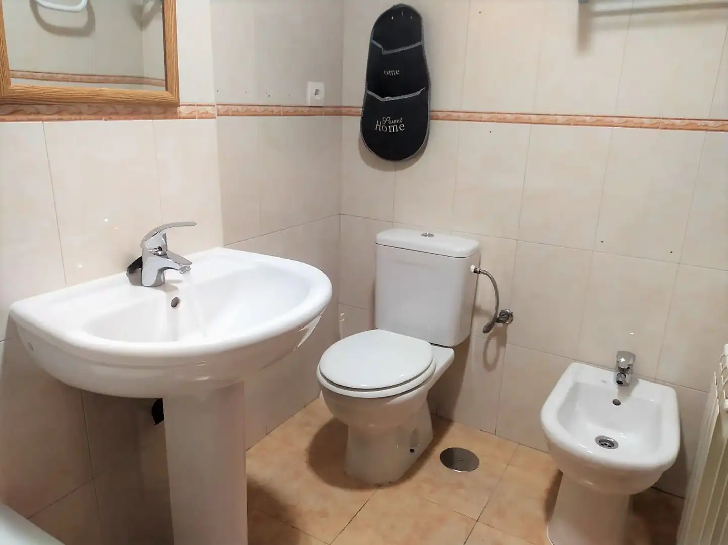 Bany de Pis en venda en Miengo amb Calefacció, Parquet i Terrassa