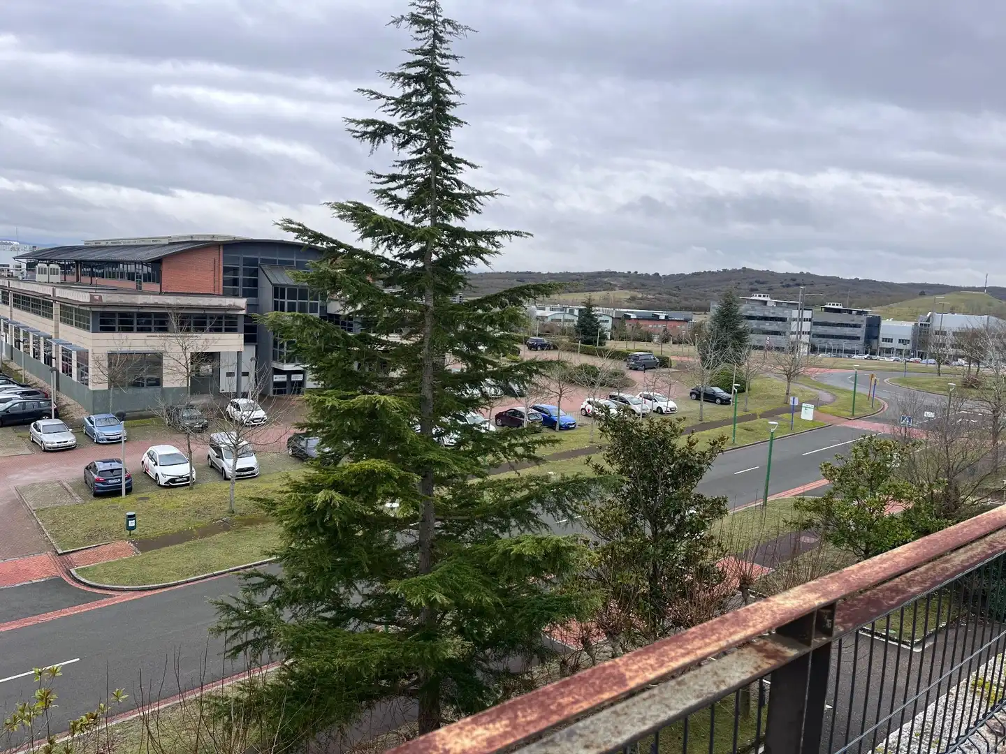 Parkplatz von Büro zum Verkauf in Vitoria - Gasteiz mit Heizung