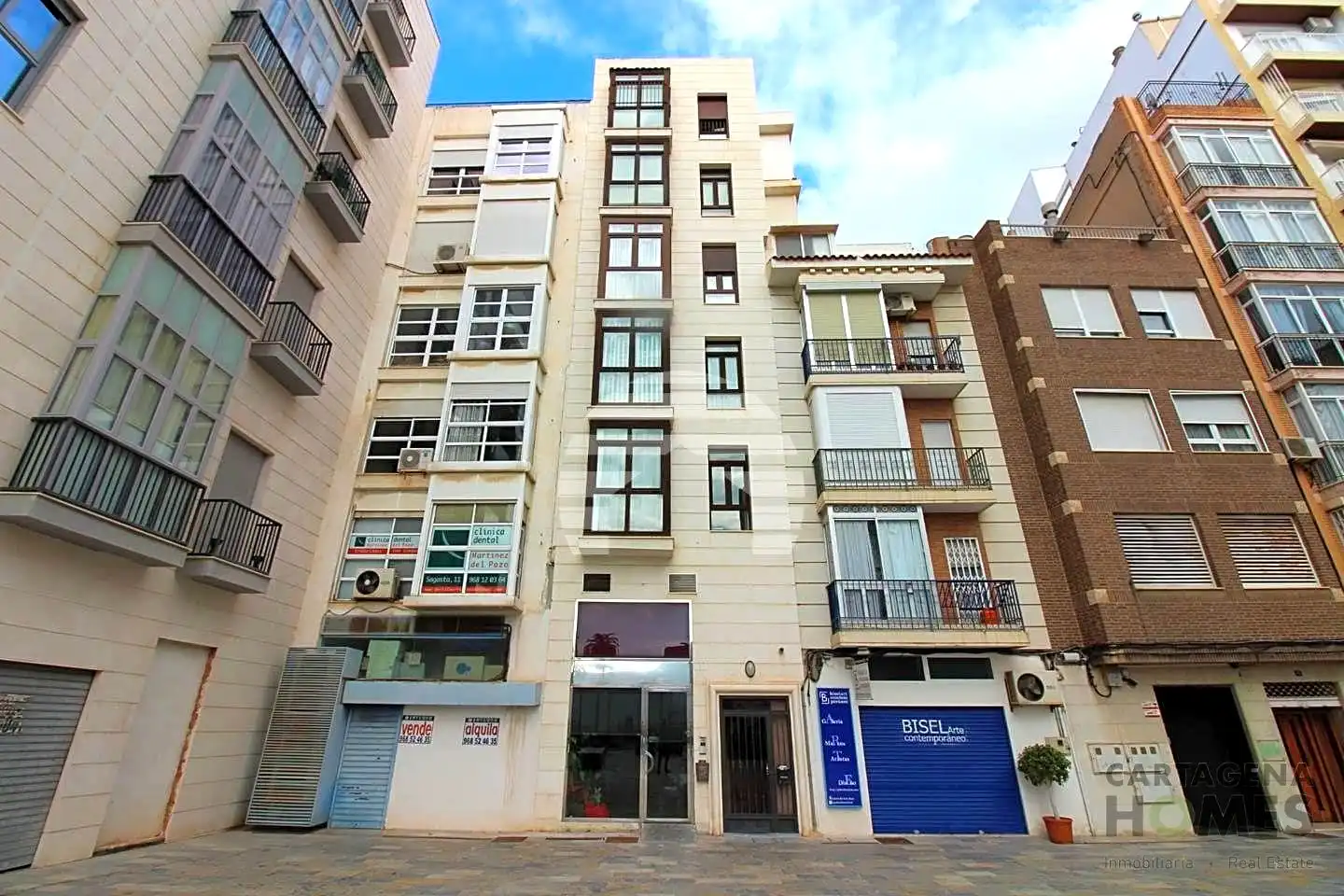 Vista exterior de Piso de alquiler en Cartagena con Calefacción, Parquet y Amueblado