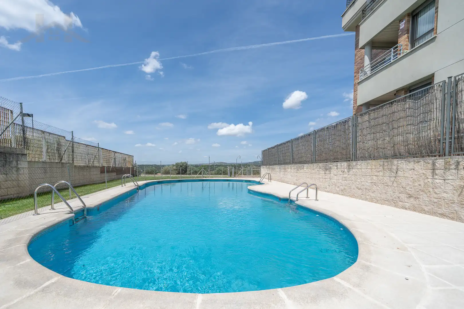 Piscina de Piso en venta en Las Rozas de Madrid