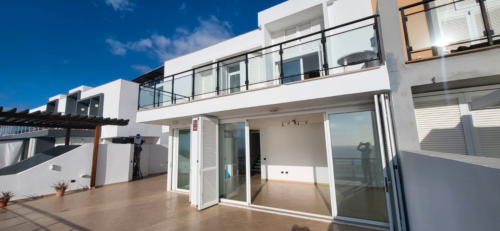 Vista exterior de Casa adosada en venda en Adeje amb Terrassa, Forn i Rentadora