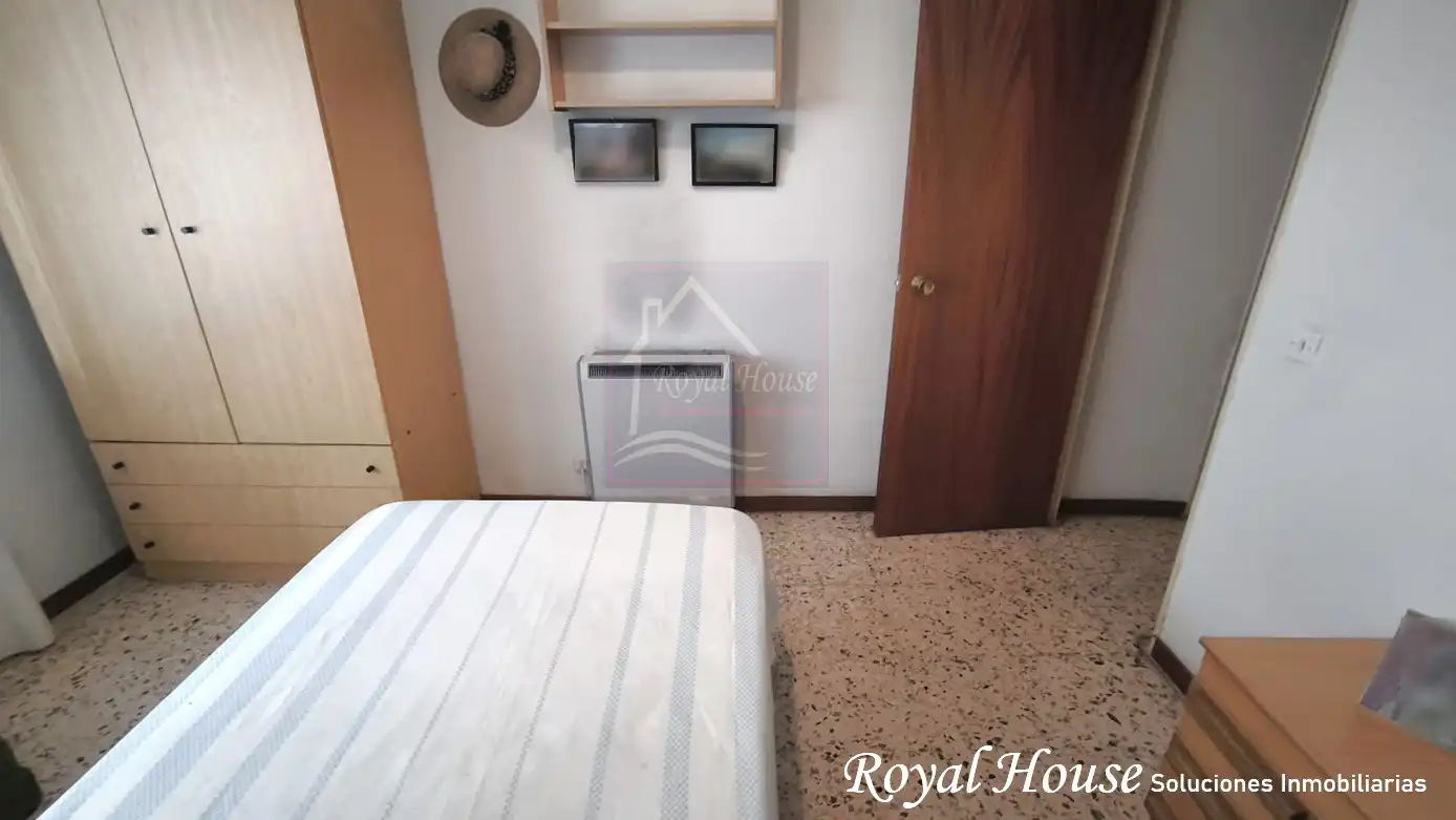 Habitación de Apartamento en venta en Collado Villalba con Calefacción y Piscina comunitaria
