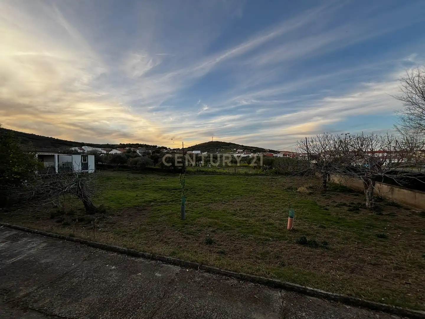Casa o xalet en venda en Sierra de Fuentes amb Jardí privat i Moblat