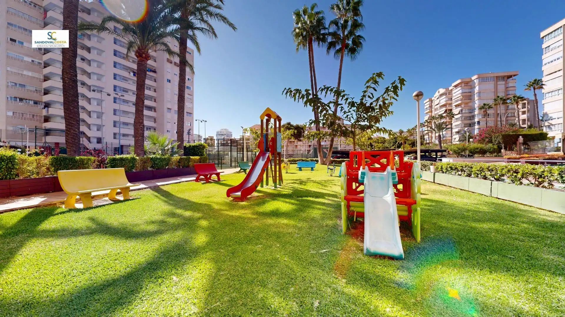Außenansicht von Wohnung zum Verkauf in Alicante / Alacant mit Klimaanlage und Gemeinschaftspool