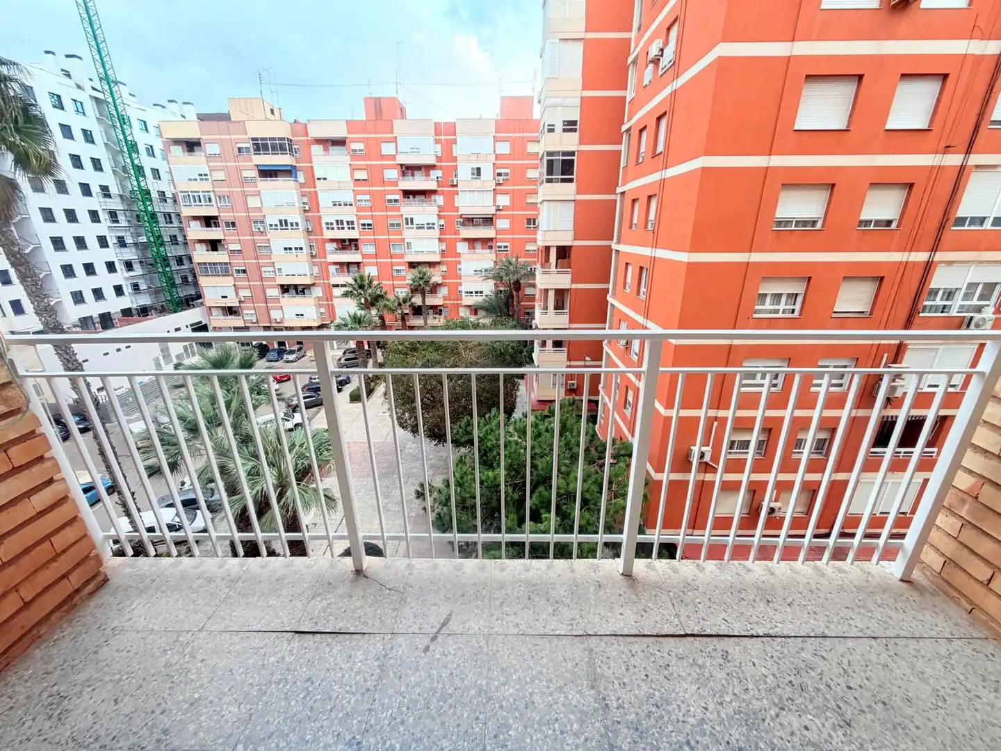 Vista exterior de Pis de lloguer en Cartagena amb Moblat i Balcó