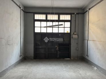 Local comercial en venda a Ciudad Lineal