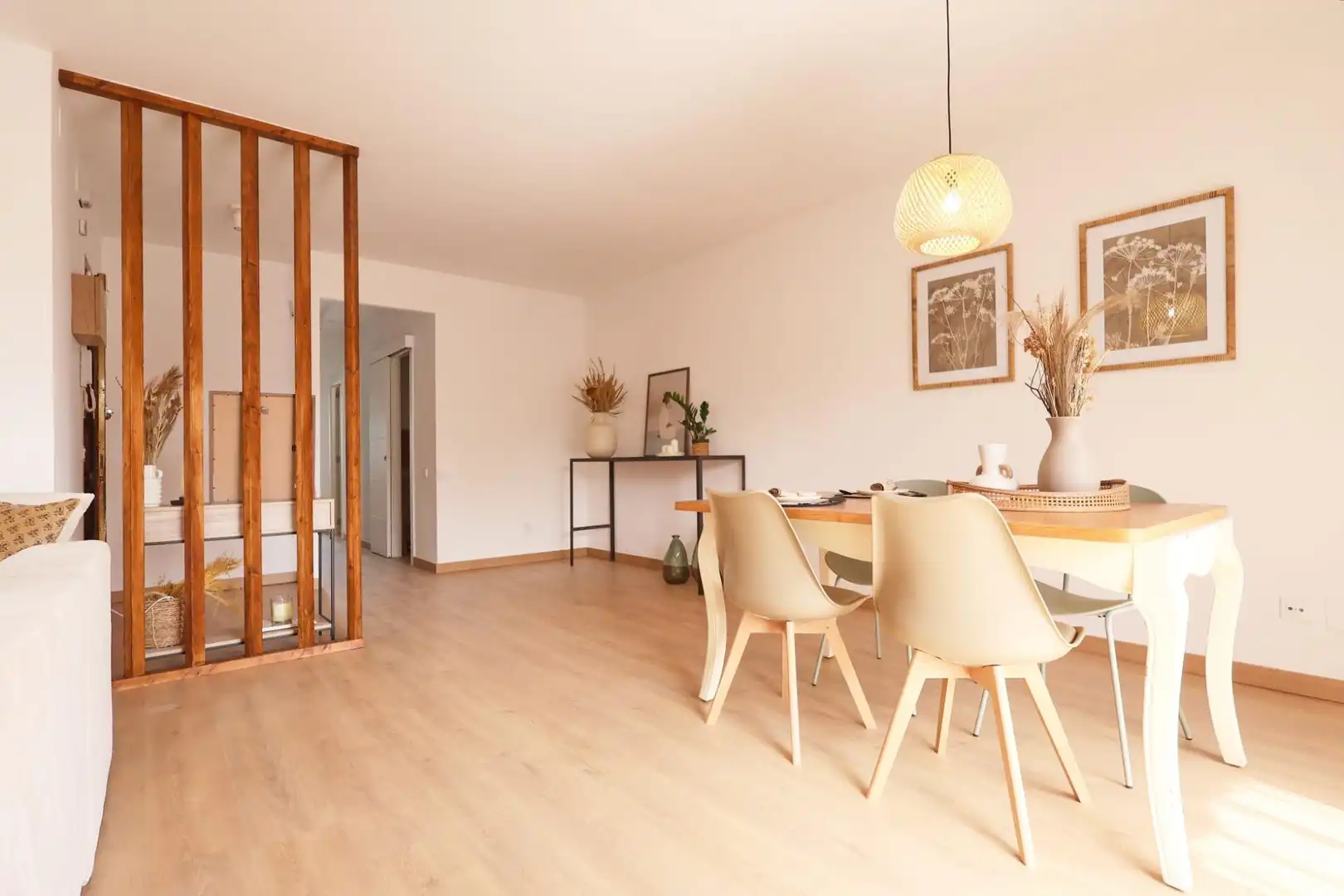 Comedor de Piso en venta en Vilanova i la Geltrú con Parquet, Trastero y Balcón