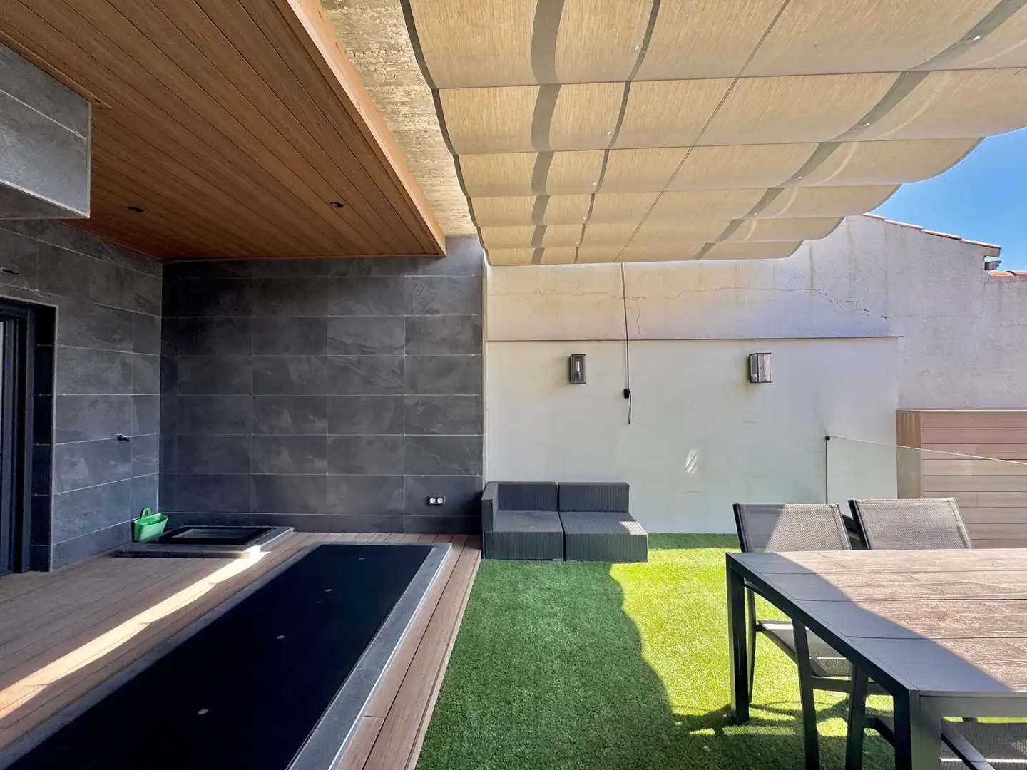 Terraza de Casa adosada en venta en Armilla con Aire acondicionado, Calefacción y Jardín privado