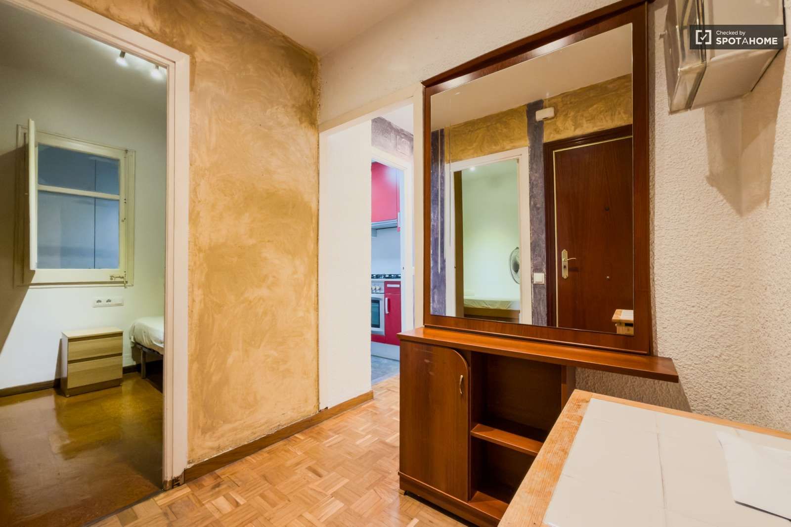 Apartment to share in  Barcelona Capital  with Air Conditioner, Heating and Terrace