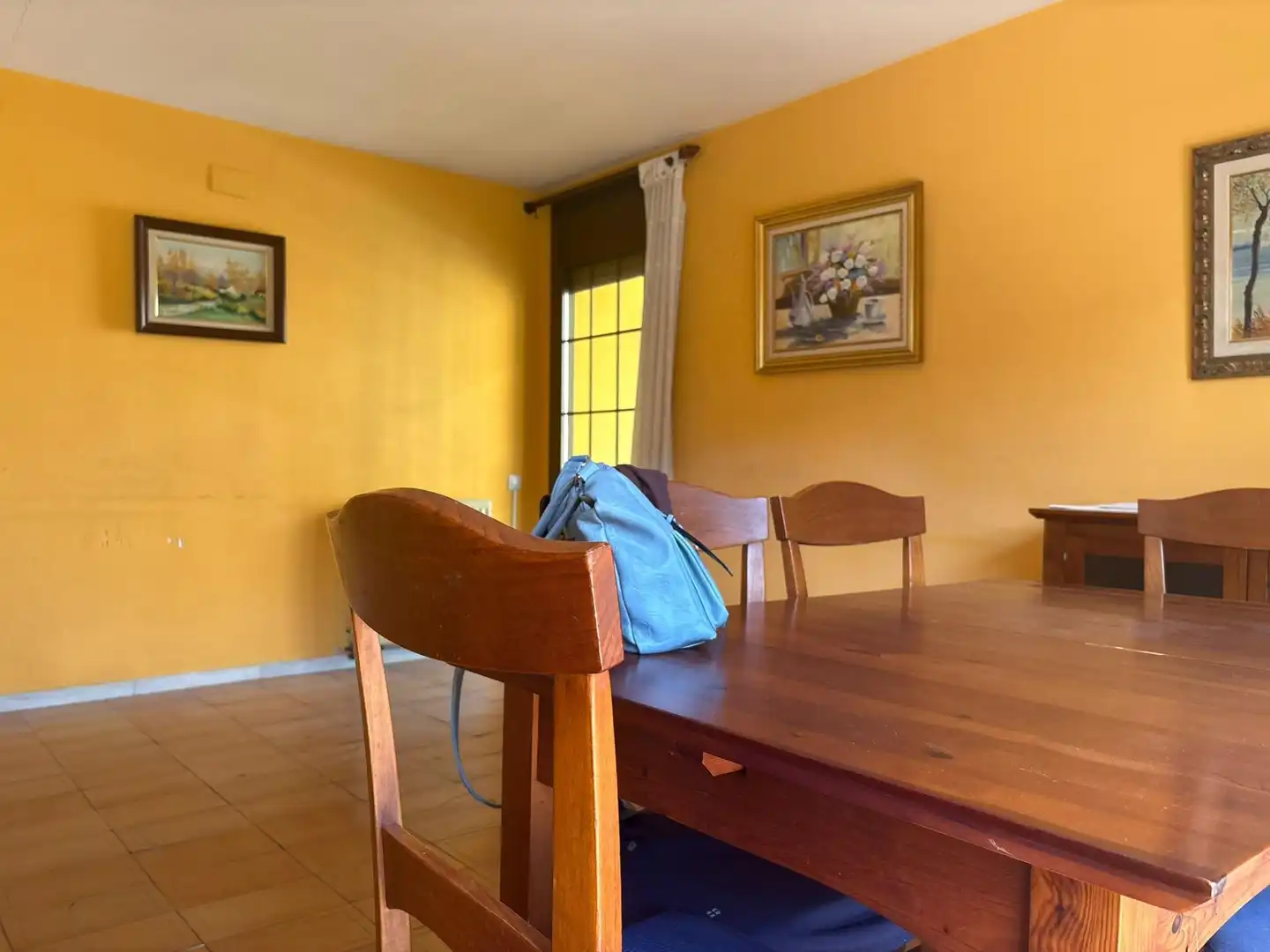 Comedor de Casa adosada en venta en Sant Celoni con Calefacción, Jardín privado y Terraza
