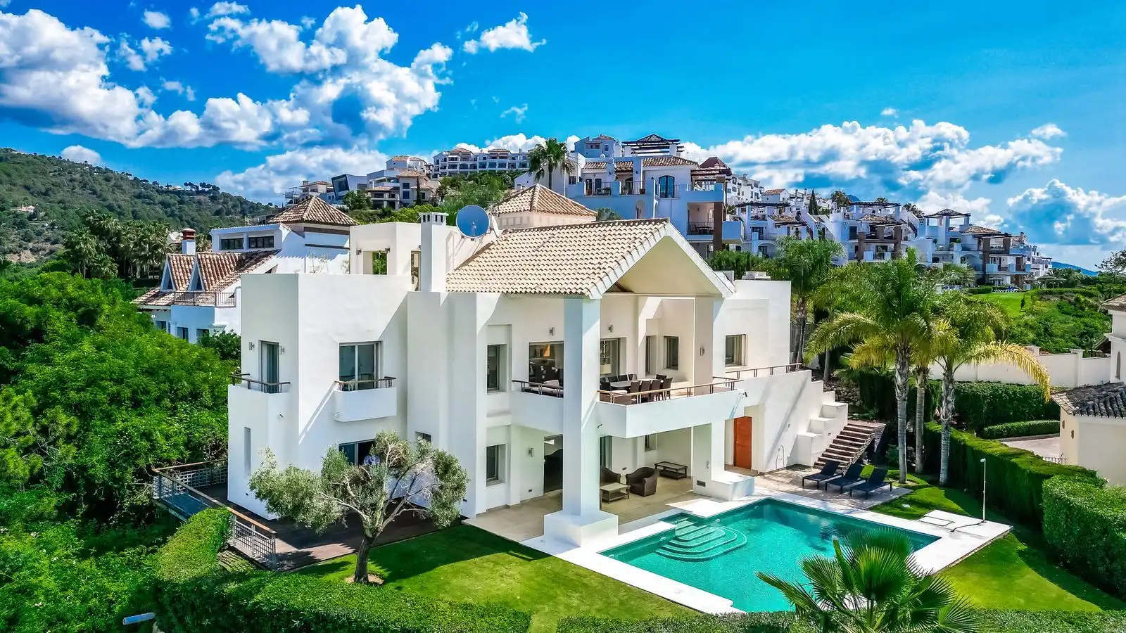 House with pool for sale in Marbella Centro, imagen 2
