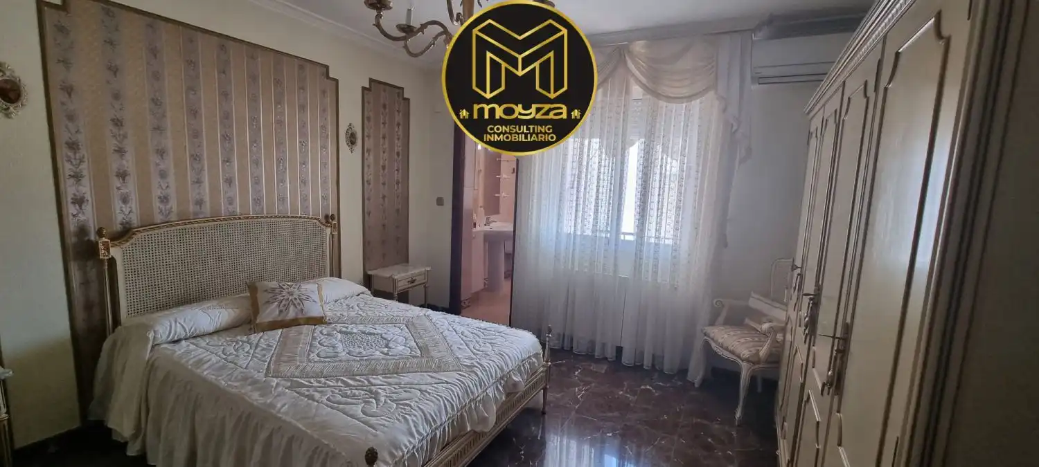 Piso con terraza en venta en Martos, imagen 17