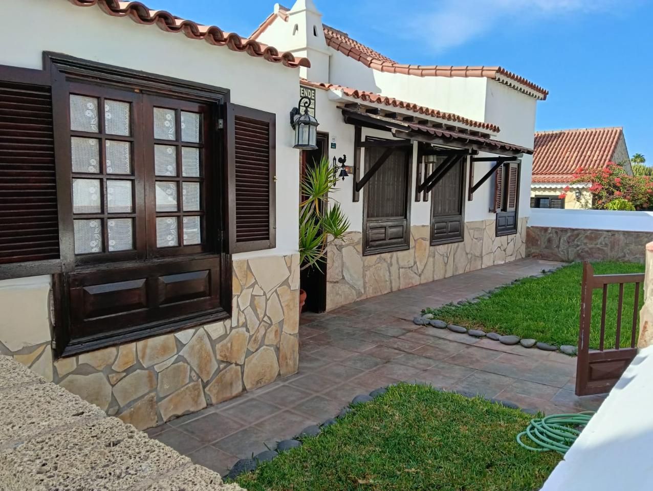 Exterior view of House or chalet for sale in San Miguel de Abona  with Air Conditioner, Terrace and Furnished