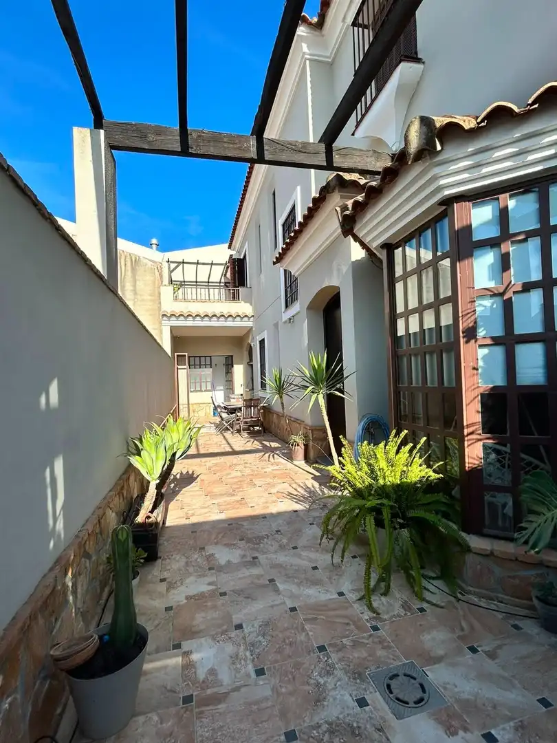 Vista exterior de Casa o chalet en venta en Tocina con Terraza y Amueblado