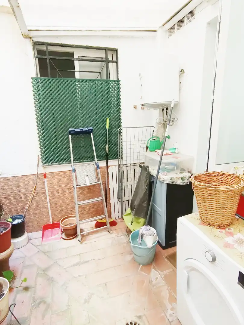Wohnung zum Verkauf in Córdoba mit Klimaanlage und Heizung